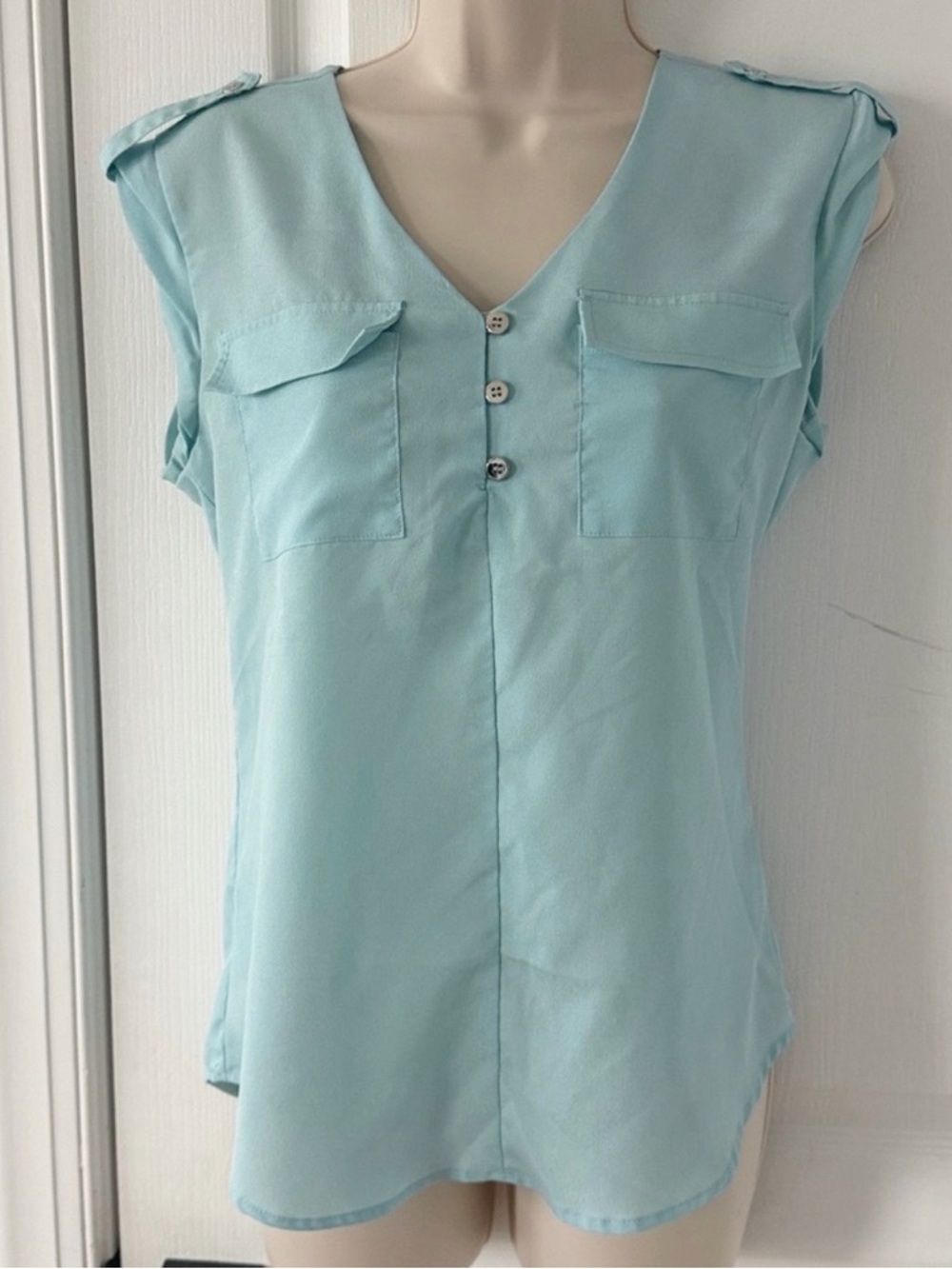New York & Company Light Blue Blouse XS V Neck Button Front Work Office Top